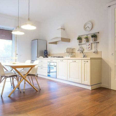 Oikos Apartment Матера Екстериор снимка